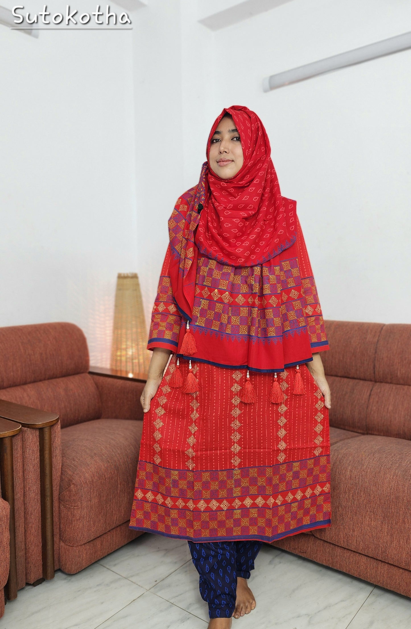 The Beautiful Red Block Dress to be Mesmerized